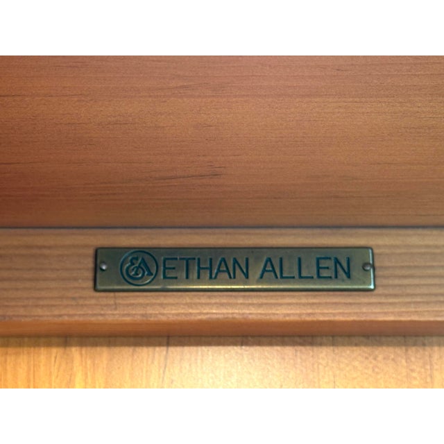 Traditional Ethan Allen Two-Piece Carved Pine With Glass Shelves Display/Bookcase With Lighting - Made in Usa For Sale - Image 3 of 12