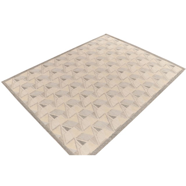 Looking for a custom size? For more information on customization capabilities, please reach out to custom@chairish.com....