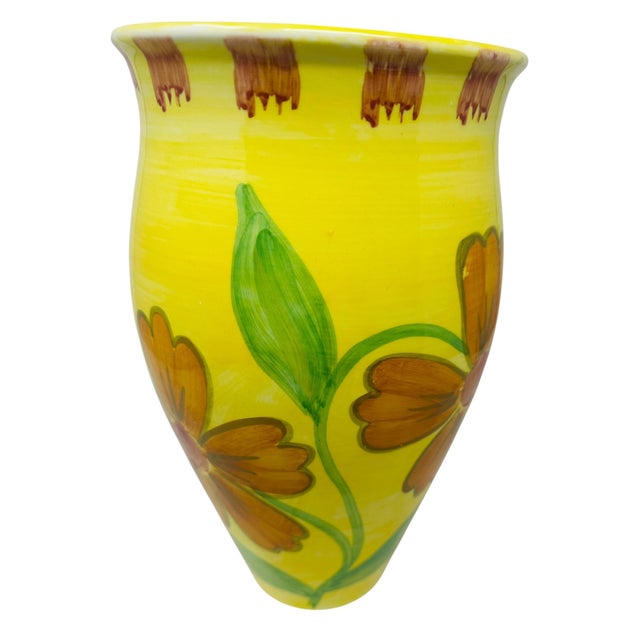 Vintage 1980s Italian Hand-Painted Yellow Floral Ceramic 12-Inch Urn Vase For Sale In Tampa - Image 6 of 12