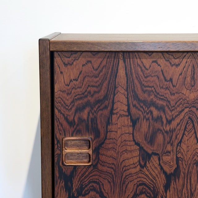 1960s Vintage Danish Rosewood Cabinet For Sale - Image 5 of 7