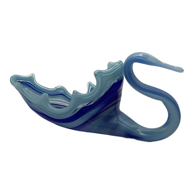 Late 20th Century Light and Dark Blue Glass Bird Decorative Table Centerpieces For Sale