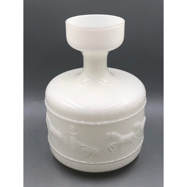 Modern Large Neoclassical Opaline Glass Vase with a Chariot Relief by Opaline Florence, Italy, 1919 For Sale - Image 3 of 15