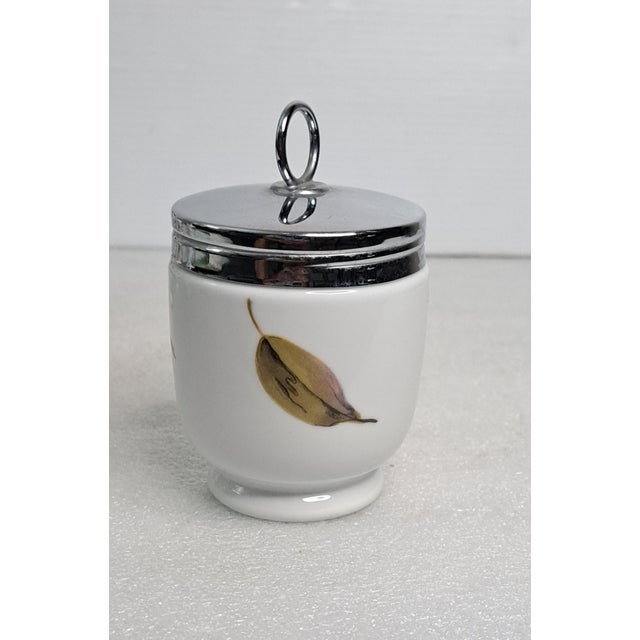 Mid 20th Century English Porcelain Egg Coddlers by Royal Worcester & Crown Staffordshire - Set of 4 For Sale - Image 9 of 17