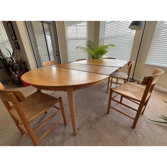 Børge Mogensen design, mid century from the 1960s. It is marked serial number 2239. Table is a oval or round...