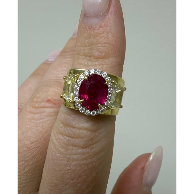 1980s Agl Certified Burma Ruby, Yellow Diamond and Diamond Ring, Size 5.25 For Sale - Image 9 of 10