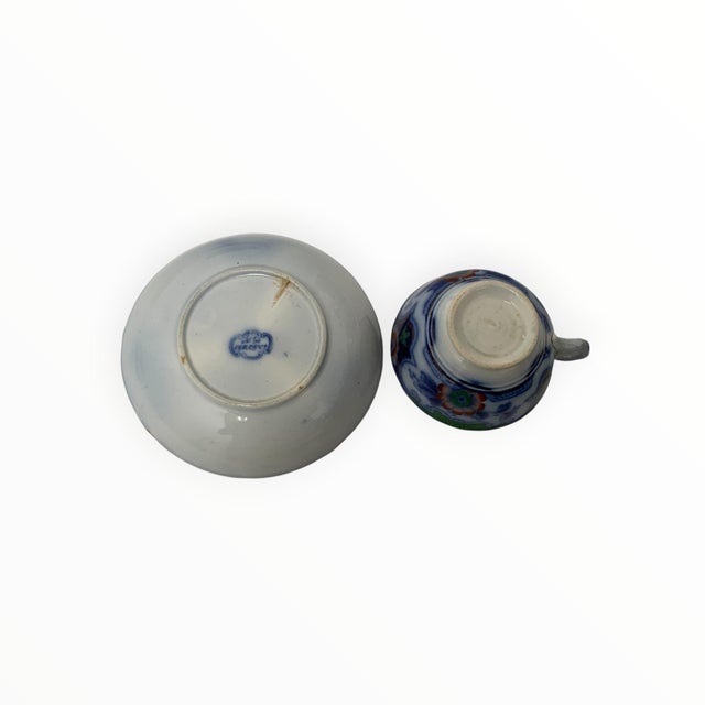 English Antique F. & R. Pratt & Co. Imari Tea Cups & Saucers Set of 4 Pattern No. 60 England C. 1840s–1850s For Sale - Image 3 of 5