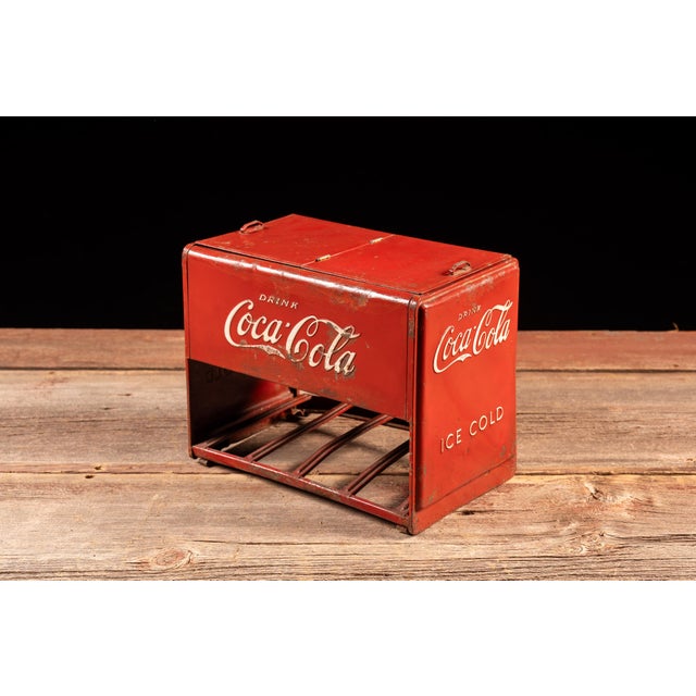 Coca Cola Bottling Co. Vintage Coca Cola Salesman Sample Cooler For Sale - Image 4 of 16