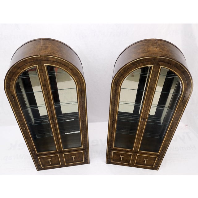 Pair Mastercraft Dome Shape Burl Wood Curio Display Cabinets w Shelves Lights For Sale - Image 9 of 18