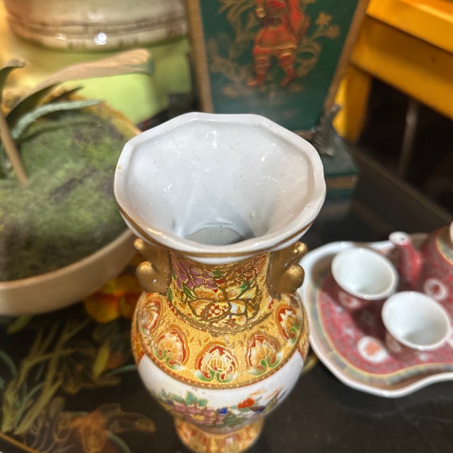 Asian Small Vintage Asian Style Ceramic Orange and White Vase With Gold Details For Sale - Image 3 of 7