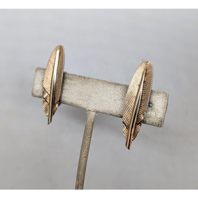 Mid-Century Modern Vintage Signed Napier Goldtone Over Sterling Feather Clip Earrings-2 Pieces For Sale - Image 3 of 8