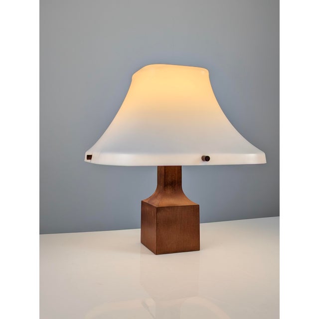 Brown Danish Modern Teak Table Lamp with Pagoda Acrylic Shade, 1960s For Sale - Image 8 of 11