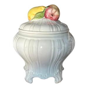 Vintage Carraro Italian Covered Bowl With Fruit Lid – Capodimonte Style Pedestal Dish