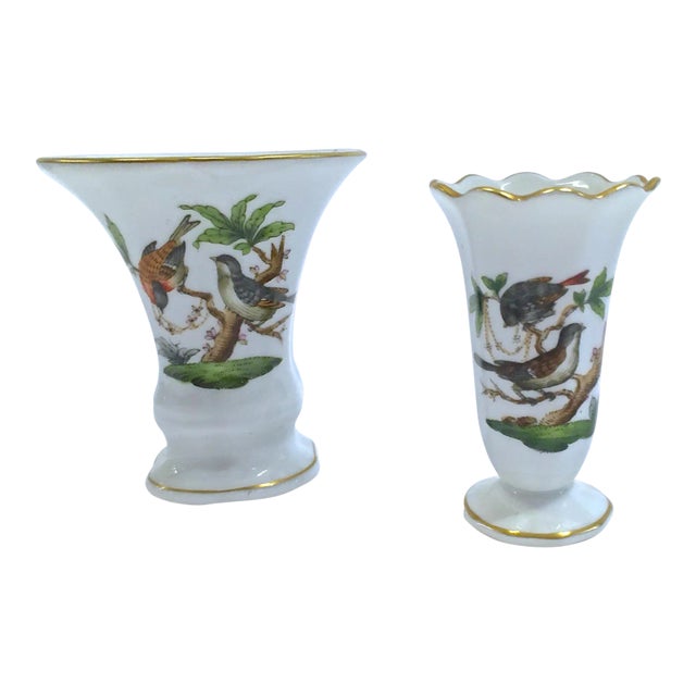 Vintage Herend Wild Bird/Butterfly Bud Vases, Pr For Sale