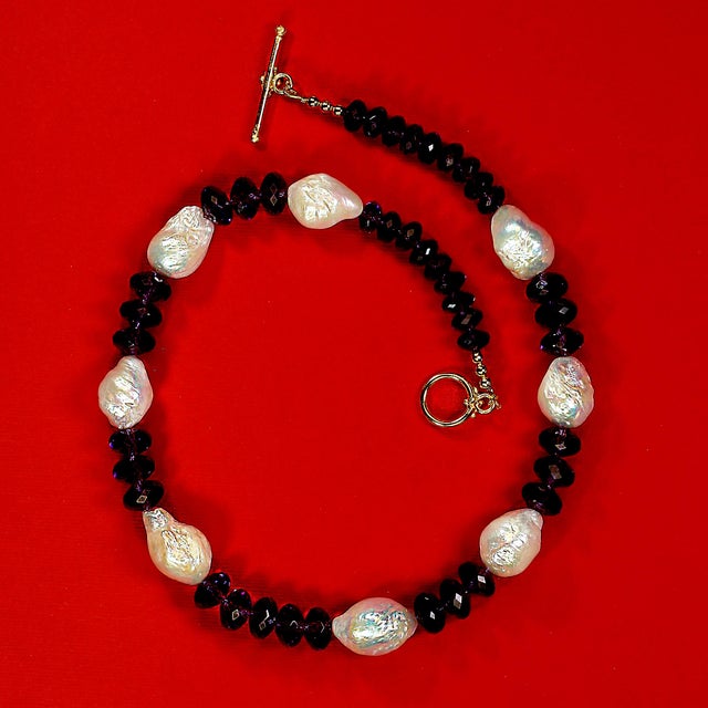 Traditional Ajd 17 Inch White Freshwater Pearl and Sparkling Amethyst Necklace For Sale - Image 3 of 5