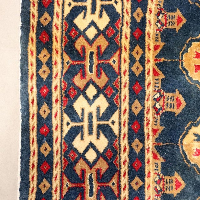 Modern Machine-Made Thin Knot Cotton Rug For Sale - Image 6 of 8