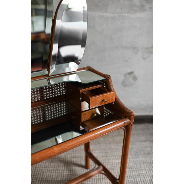 1960s Mid-Century Vanity & Chair in with Brass Details and Side-Panel Mirrors, 1950s, Set of 2 For Sale - Image 5 of 7