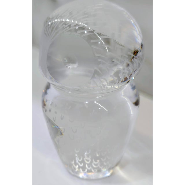 Kosta Boda Kosta Sweden 1960s Glass Owl Paperweight Lg 2458 by Vicke Lindstrand, Vintage Etched Crystal Figurine For Sale - Image 4 of 9