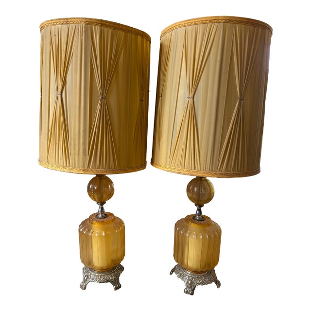Vintage Hollywood Regency Lamps - a Pair For Sale