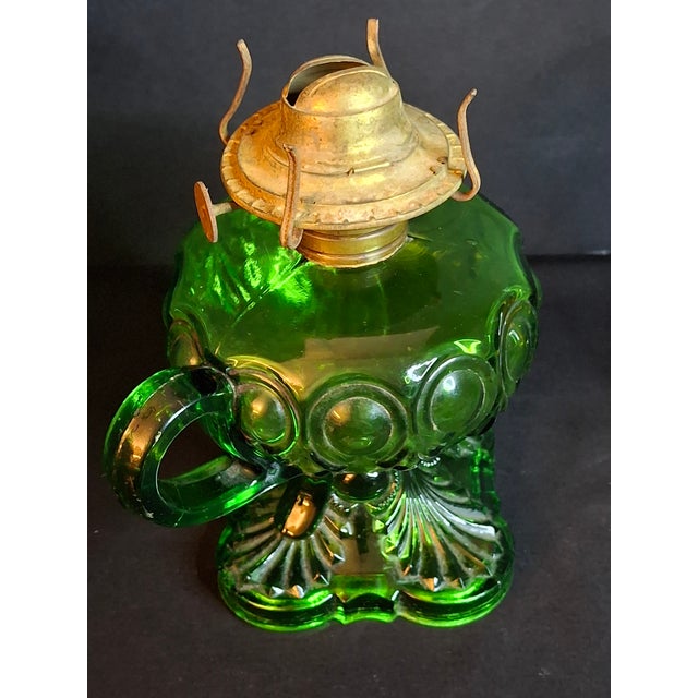 Metal Vintage Hollywood Regency l.e. Smith Emerald Green Moon & Star Glass Finger Oil Lamp Brass Burner Chimney For Sale - Image 7 of 18