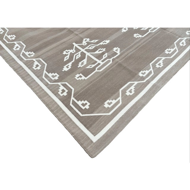 Not Yet Made - Made To Order Handmade Cotton Natural Vegetable Dyed, Beige & White Flower / Leaf Patterned Rug/Dhurrie -12'x15' For Sale - Image 5 of 11