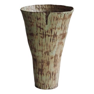 In Bloom III Ceramic Vase by Antonia Maria For Sale