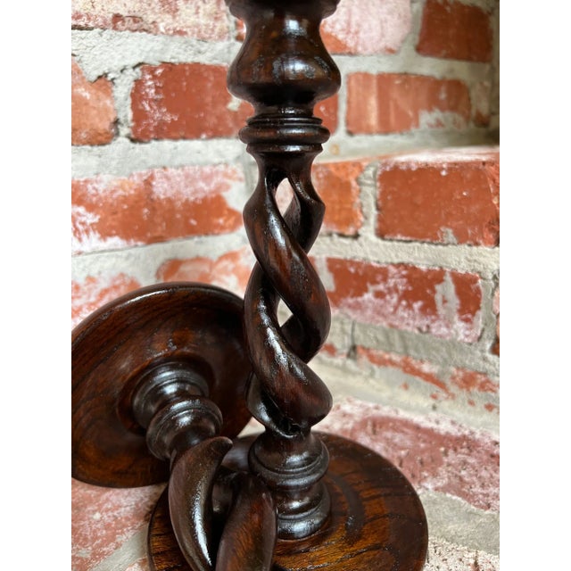 Late 19th Century Pair Set Antique English Oak Open Barley Twist Candlesticks Candle Holder Brass For Sale - Image 5 of 12