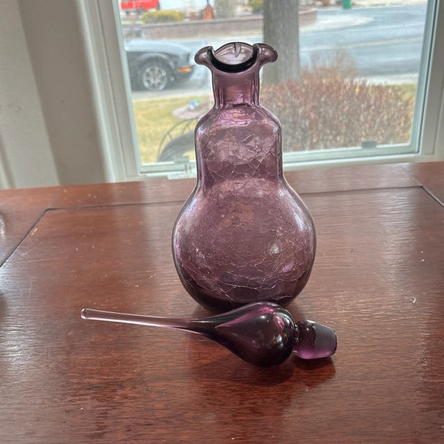 Viking Glass Company 1960s Viking Glass Purple Crackle Genie Bottle/Decanter With Large Flame Stopper Circa 1954-1973 For Sale - Image 4 of 5