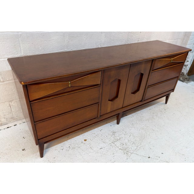 Mid 20th Century Vintage Bassett "Danique" Nine-Drawer Lowboy Dresser For Sale - Image 5 of 15