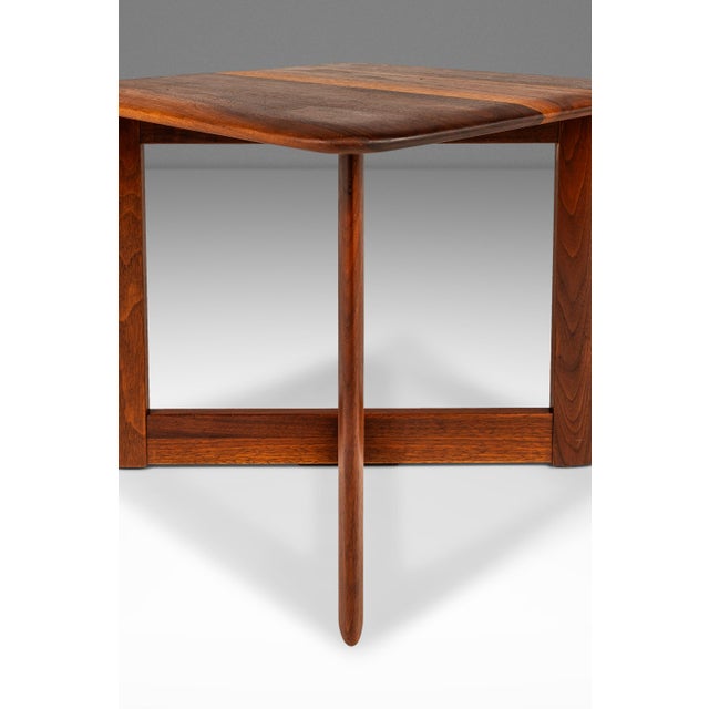 Rare Mid-Century Modern Side Table / End Table in Solid Walnut by John Keal for Brown Saltman, Usa, C. 1960s For Sale - Image 12 of 17
