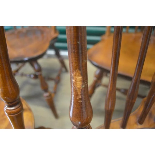 Brown Mid 20th Century Set of 8 Nichols & Stone Windsor Dining Chairs – Vintage American Traditional For Sale - Image 8 of 10