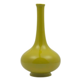 Mid-Century Modern Chartreuse Ceramic Bud Vase by Carlton Ware, 1960s For Sale