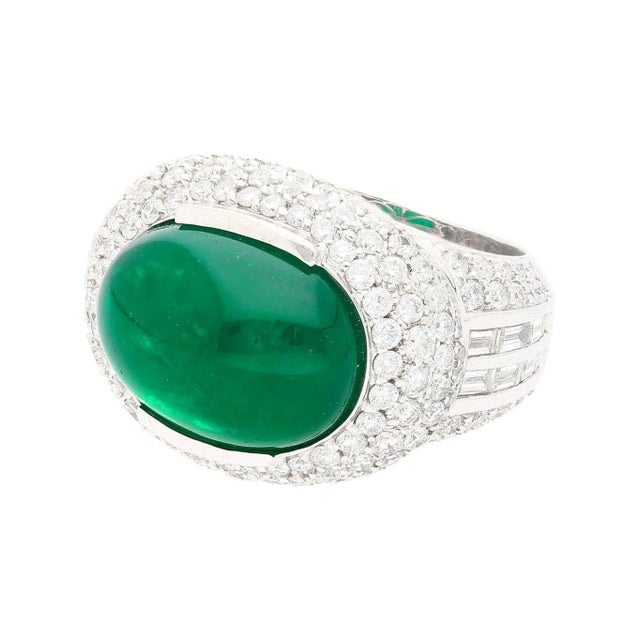 Contemporary AGL Certified 10 Carat Cabochon Cut Minor Oil Emerald and Diamond Cluster Ring, Size 6.25 For Sale - Image 3 of 12