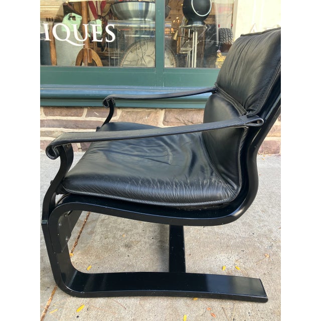 1970s Mid Century Modern Swedish Black Leather Ake Fribytter Lounge Chairs -a Pair For Sale - Image 5 of 14