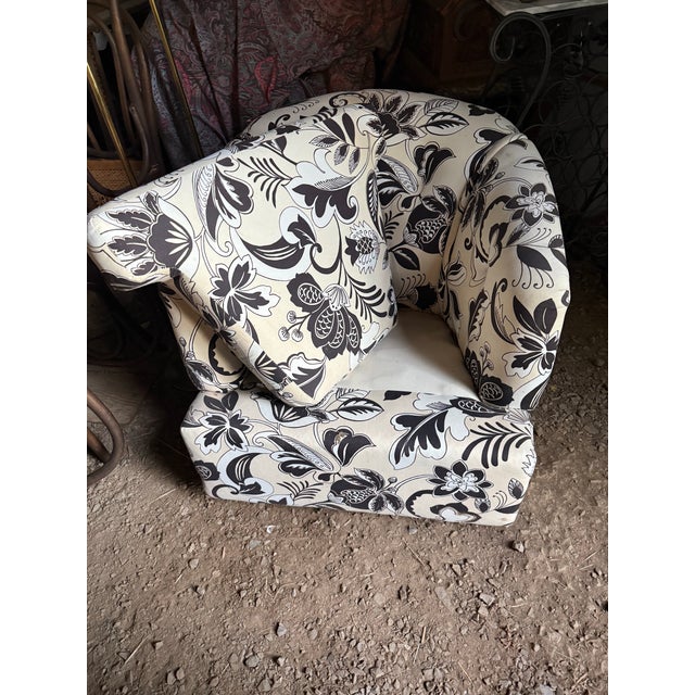 1970’s Swivel Club Chair For Sale In Portland, OR - Image 6 of 7