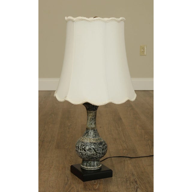 High Quality Vintage Carved Marble Asians Style Lamp with Shade