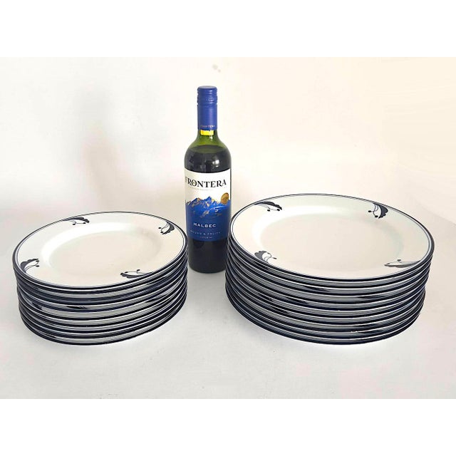 Mid-Century Modern 1980s Niels Refsgaard for Dansk Flora Bayberry Blue Dinner and Salad Plates, 20 Pieces For Sale - Image 3 of 11