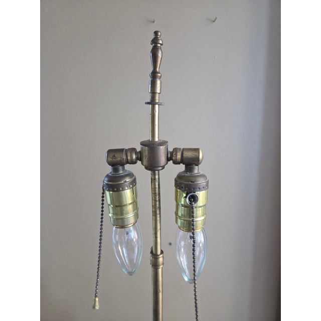 Vintage Neoclassical Urn Table Lamp For Sale - Image 4 of 9
