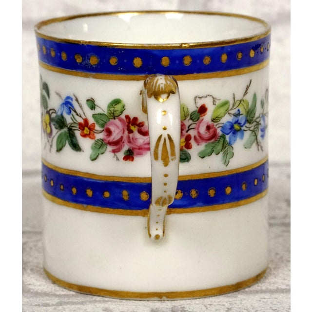French Late 18th Century Cup and Saucer (3rd Size) in Porcelain From the Sevres Manufactory For Sale - Image 3 of 9