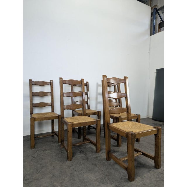 Rustic Oak Straw-Seated Chairs, Set of 6, in Very Good conditions.