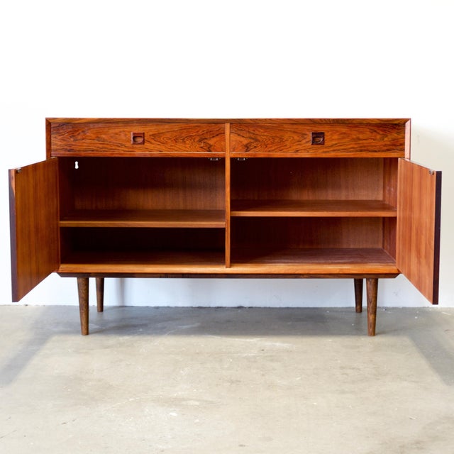 Brouer Møbelfabrik 1950s Brouer Møbelfabrik Rosewood Sideboard For Sale - Image 4 of 15