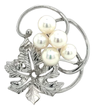 1990s Mikimoto Authentic Estate Akoya Pearl Brooch Pin Sterling Silver