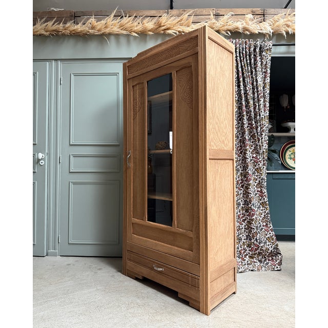 Art Deco Display Cabinet in Natural Oak, 1930s For Sale - Image 8 of 18