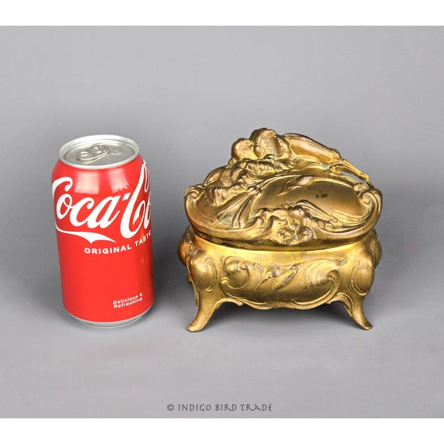 Gold 1900's Large French Art Nouveau Gilt Metal Jewelry Box For Sale - Image 8 of 10