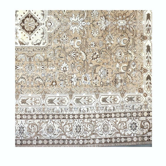1930s Antique Persian Tabriz Wool 15x20 Ivory, Gray, & Tan Handmade Oversized Area Rug #1142580 For Sale - Image 5 of 5