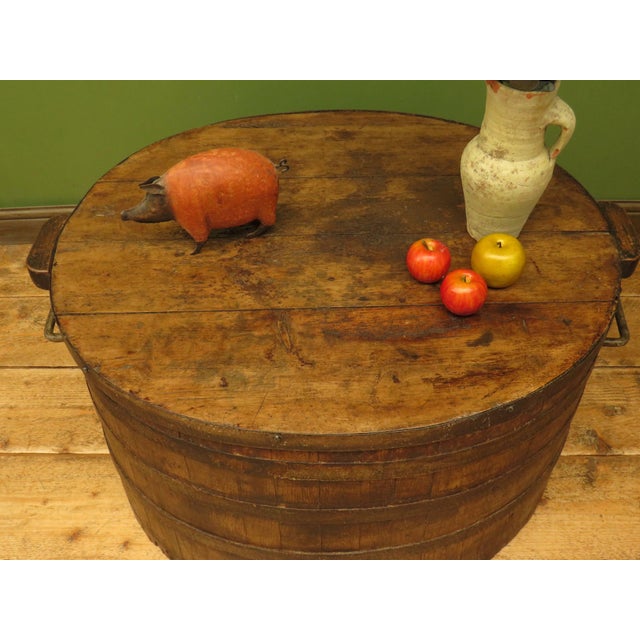 Coopered Pig Salting Barrel with Lid For Sale - Image 4 of 18