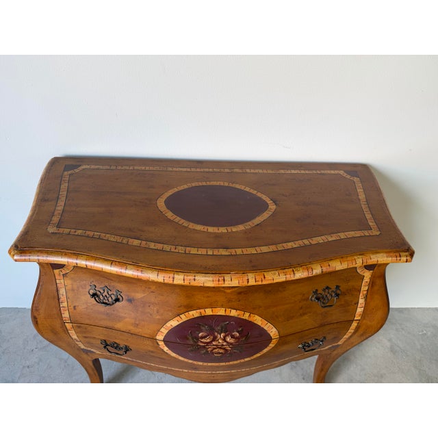 Brown Vintage Hekman Italian Bombay Style Hand-Painted Commode For Sale - Image 8 of 12