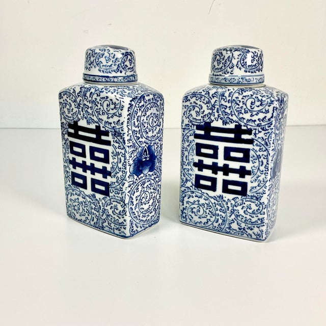 Mid-Century Boho Chic Chinoiserie Hollywood Regency Blue & White Square Happiness Ginger Jars - A Pair For Sale - Image 11 of 15