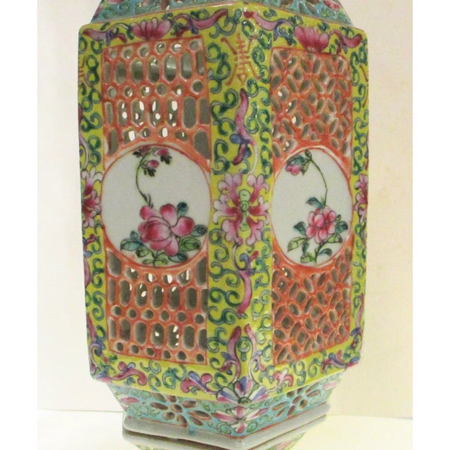Early 20th Century Antique Chinese Porcelain Table Lanterns - 2 - a Pair For Sale - Image 5 of 10