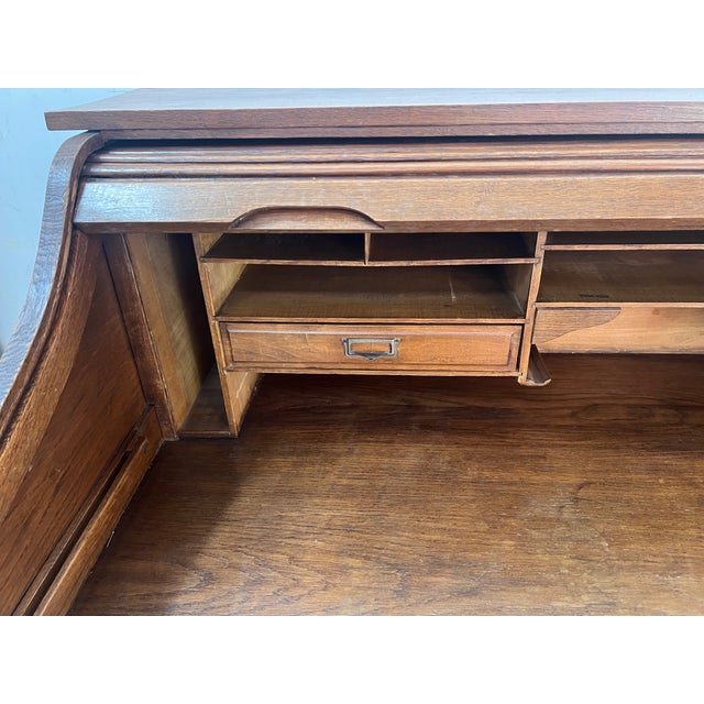 American Desk in Oak, 1930 For Sale - Image 11 of 18