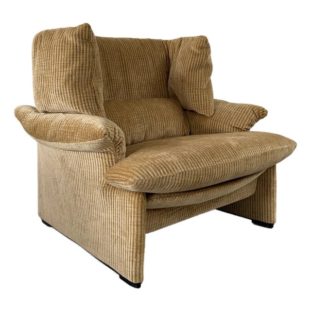 1980s Attributed to Vico Magistretti Portovenere Lounge Chair for Cassina For Sale